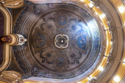18 Plafond de l'opéra d'Avignon, décembre 2020.jpg