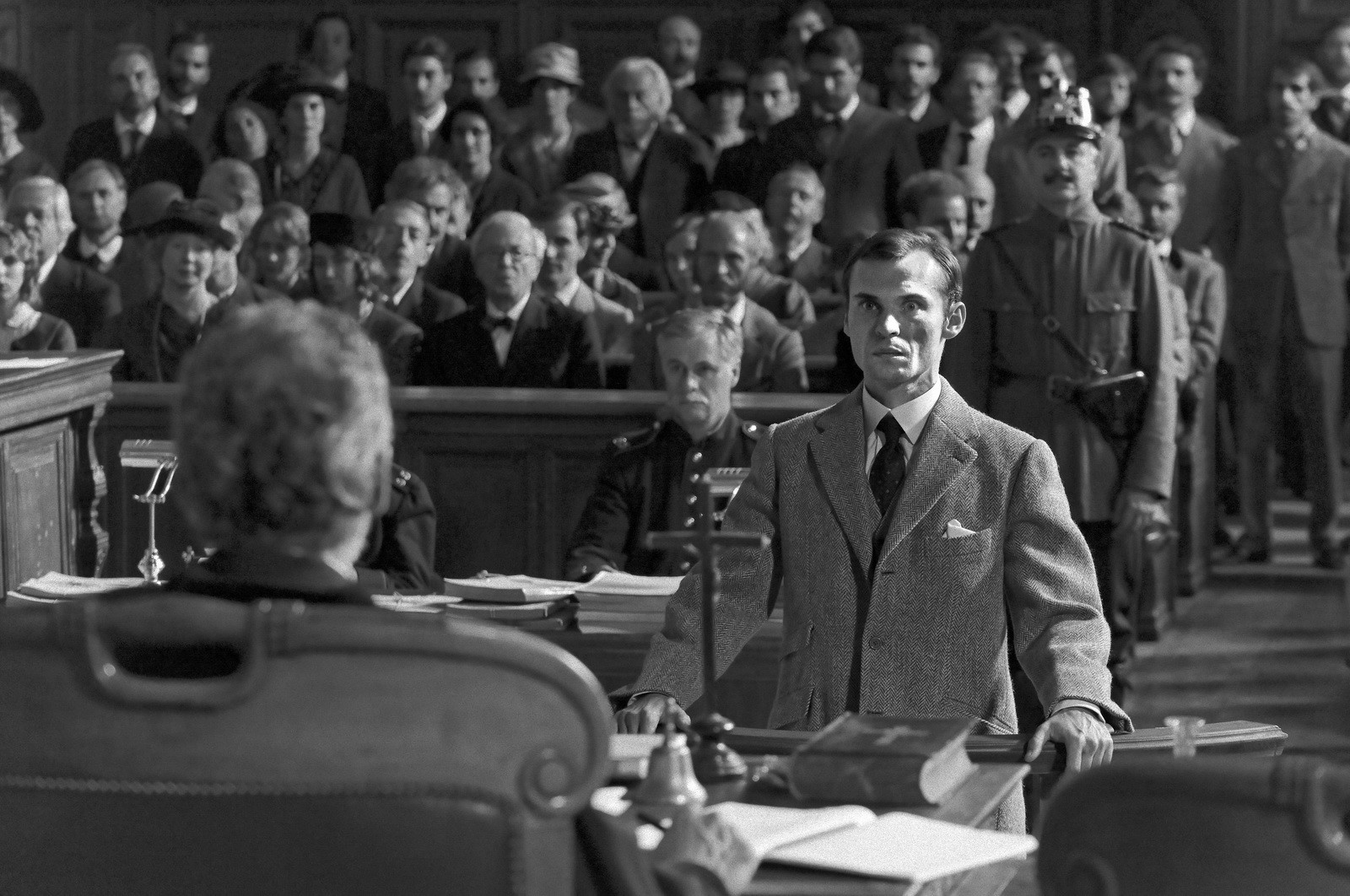 Une histoire de fou, réalisation Robert Guédiguian (2015)