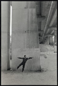 Sous le viaduc de l'autoroute Nord, rue Felix Pyat, Marseille 3ème 1998