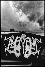 Emblème d'un groupe de ravers.